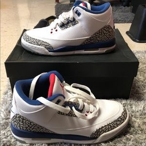 Air Jordan Retro Blue 3’s